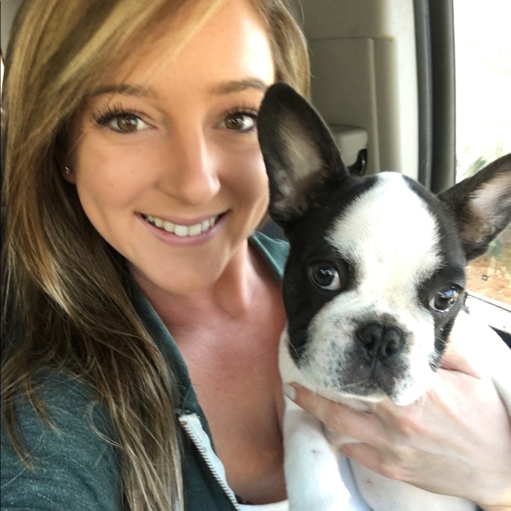 Meet your Posher, Kaela